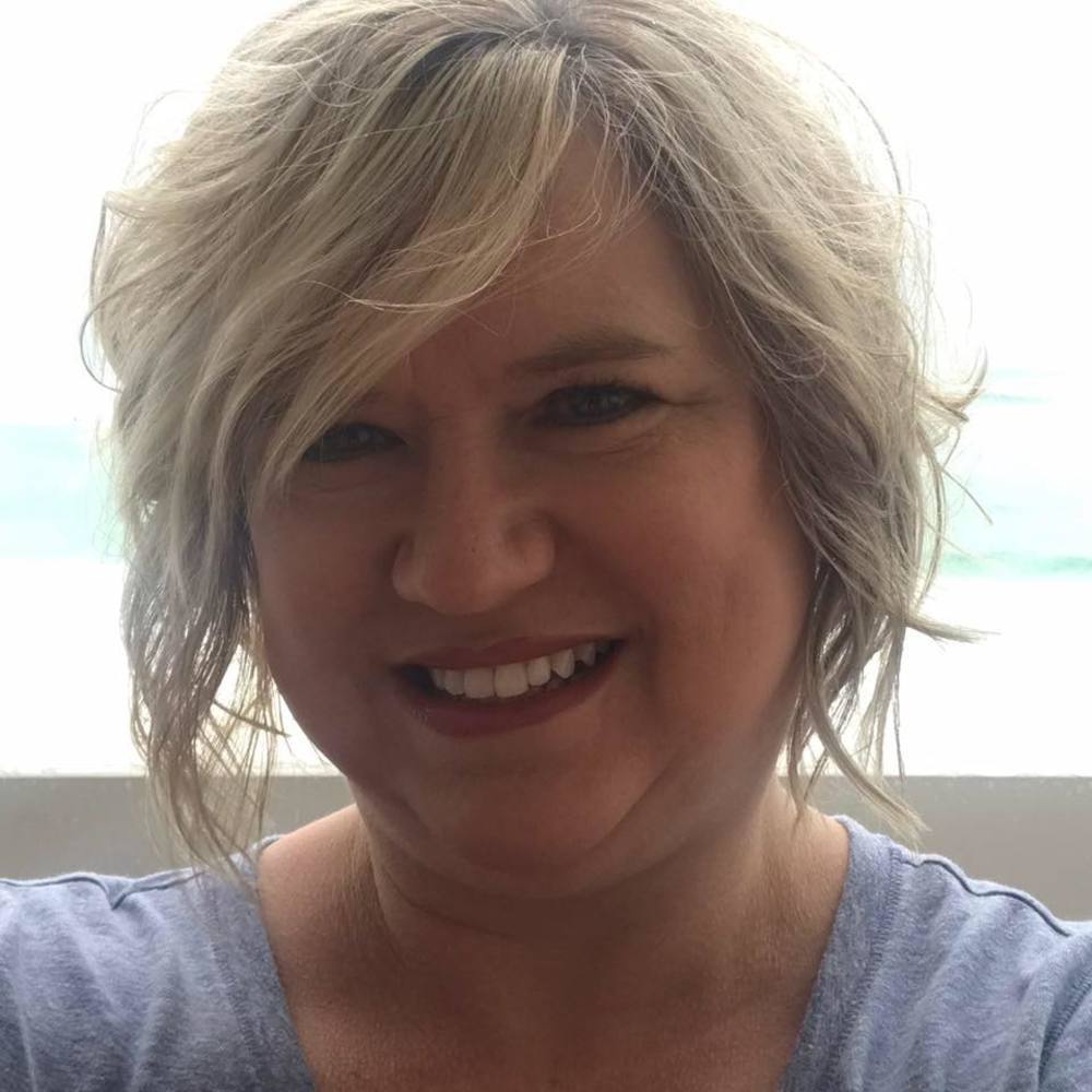 Meet your Posher, Crystal